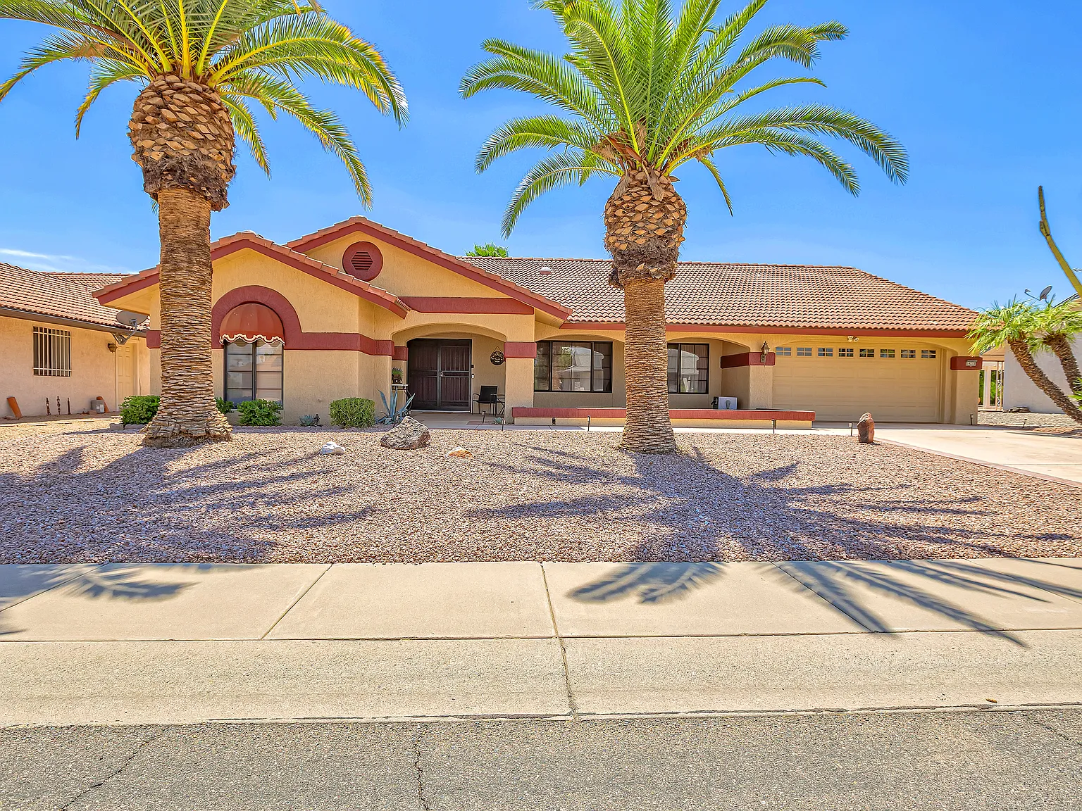 14215 W Antelope Dr — Photo 2