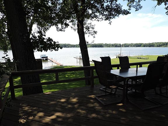 5th image of 44473 N Shore Dr