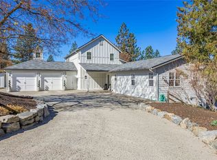 2376 Saucier Rd, Kelowna, BC V1W4B8