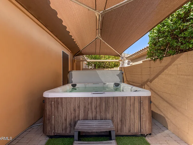 1211 E Desert Flower Ln — Photo 43