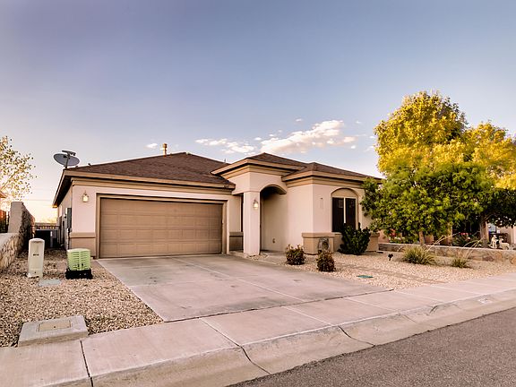 3rd image of 3647 Vista Belleza Ave