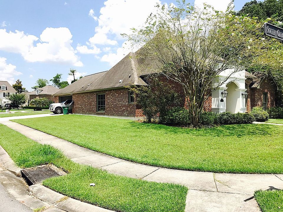 2nd image of 320 S Club Ave