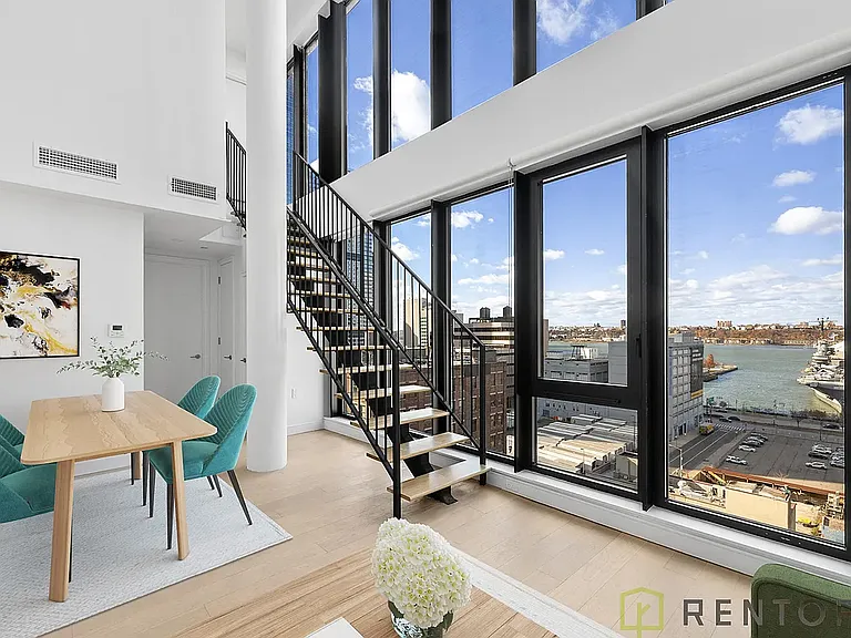 622 11th Ave #1310 — Photo 1