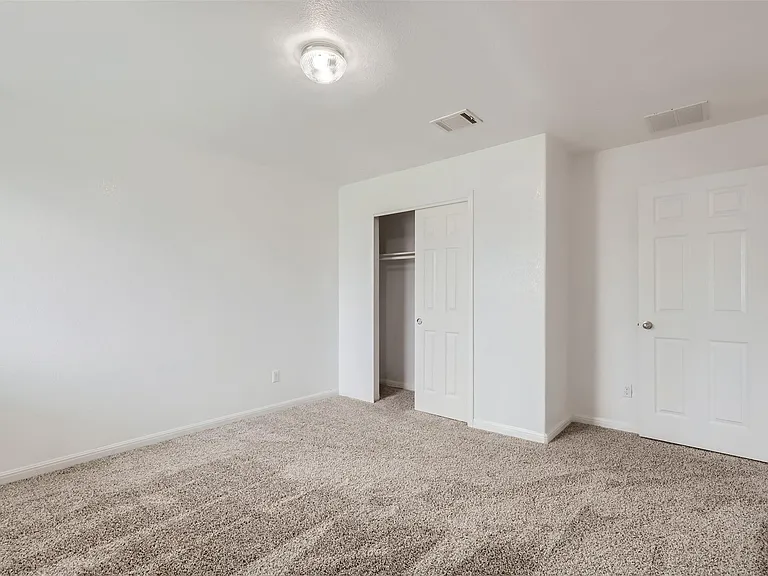 131 Lavaca Loop — Photo 22