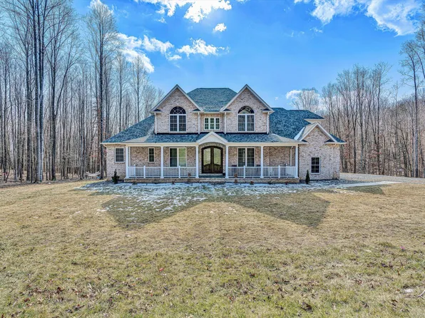 383 W Glade Trl, Blue Ridge, VA 24064