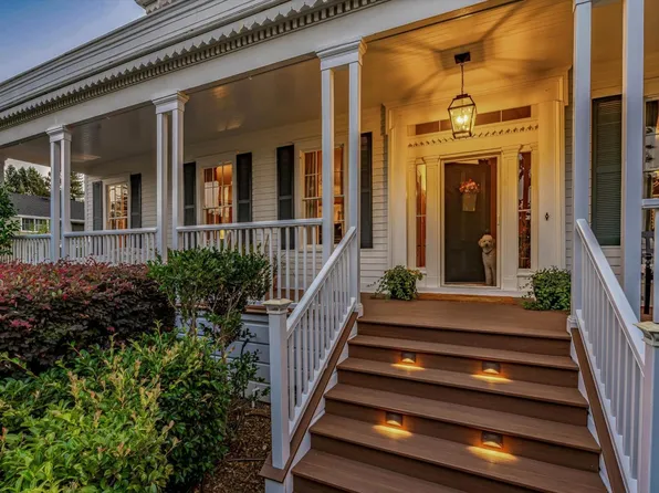 2389 Chad Court, Napa, CA 94558