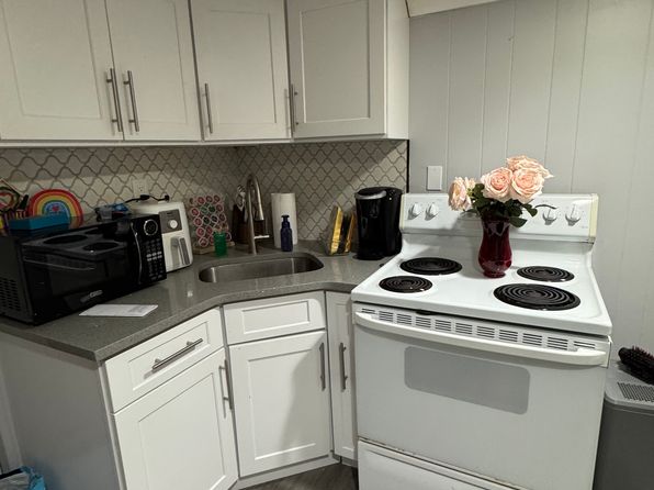 (undisclosed Address)