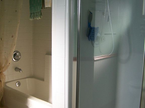 Master bath has shower & tub.