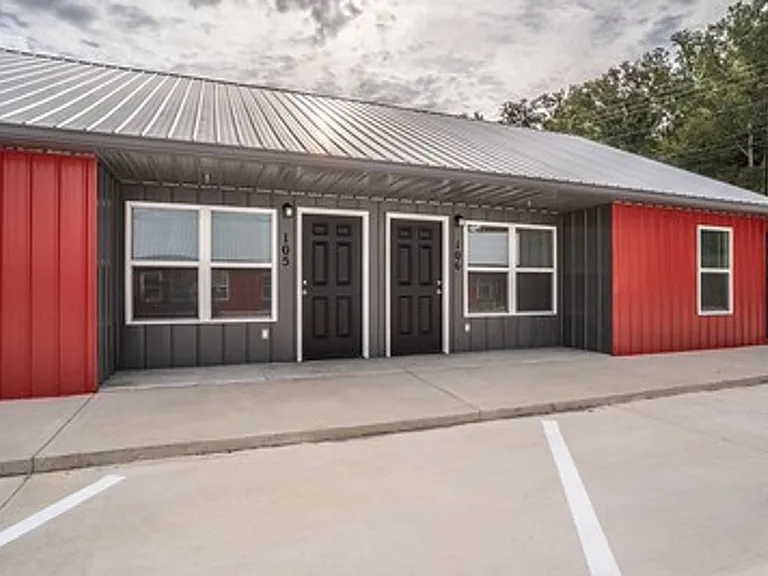 8411 State Highway 204 — Photo 13