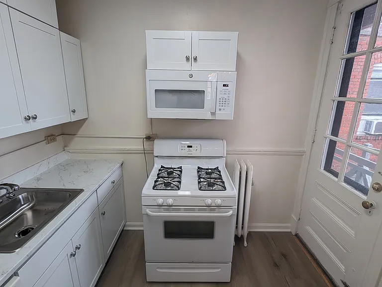 7 N Arthur Ashe Blvd #10 — Photo 18