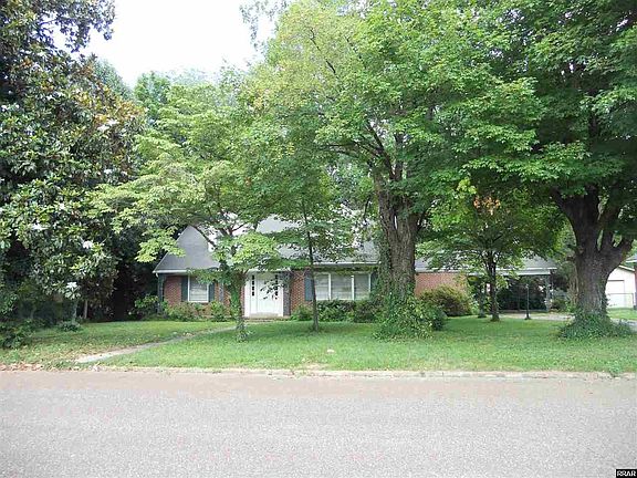 3rd image of 712 Woodlawn St