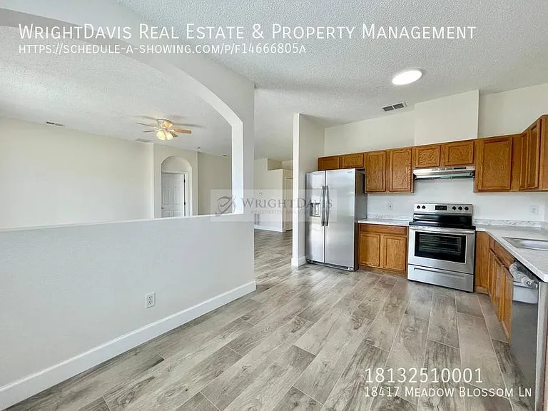 18417 Meadow Blossom Ln — Photo 9