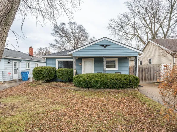 4993 Clippert St, Dearborn Heights, MI 48125