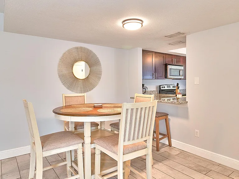 2417 W Stroud Ave #A — Photo 21