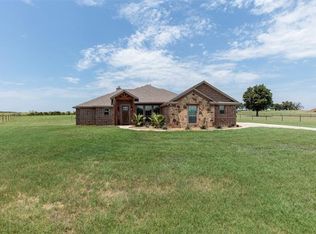 482 Pine Rd, Poolville, TX 76487