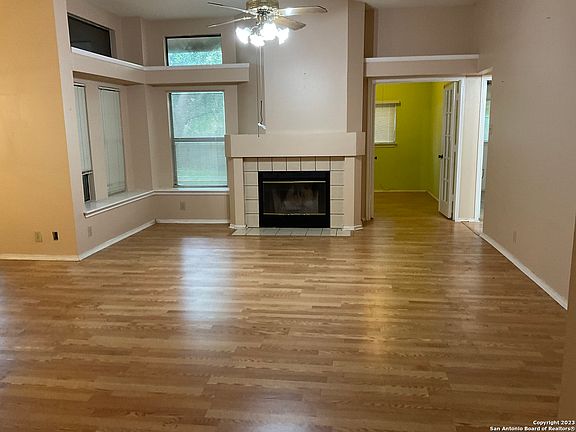 4th image of 9931 RAVEN FIELD DR