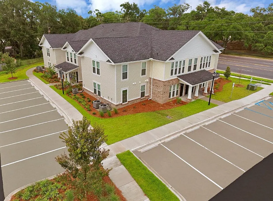 Marsh Pointe — Photo 4