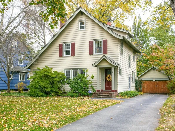 74 Briarcliffe Rd, Rochester, NY 14617