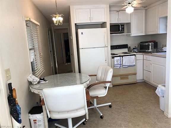 4th image of 2945 Estero Blvd Lot 25