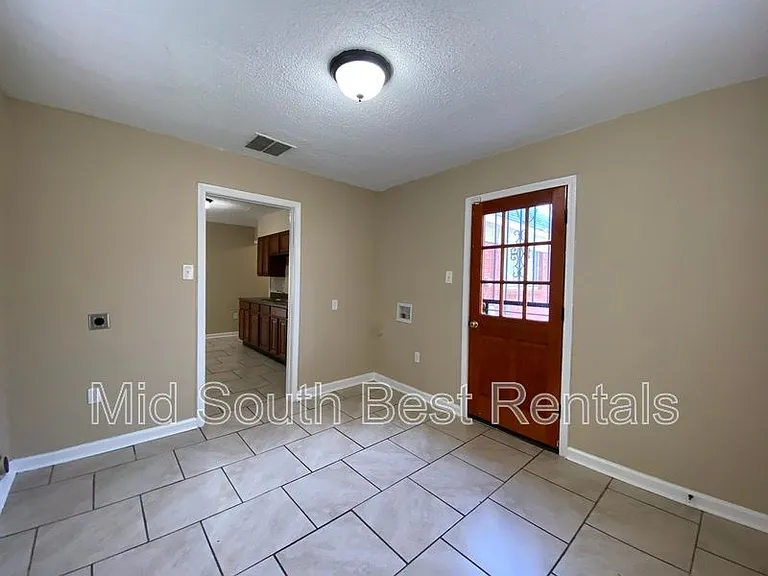 1236 Chickamauga Ave — Photo 10