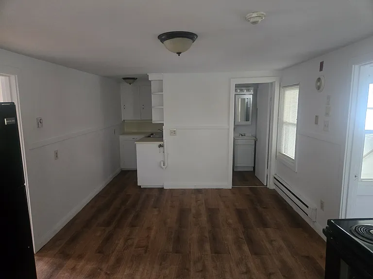 21-25 Pratt St #21-3 — Photo 9