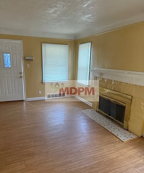 18262 Harlow St — Photo 1