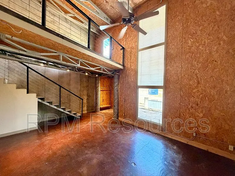 300 Summit Ridge Dr #C-C4 — Photo 5