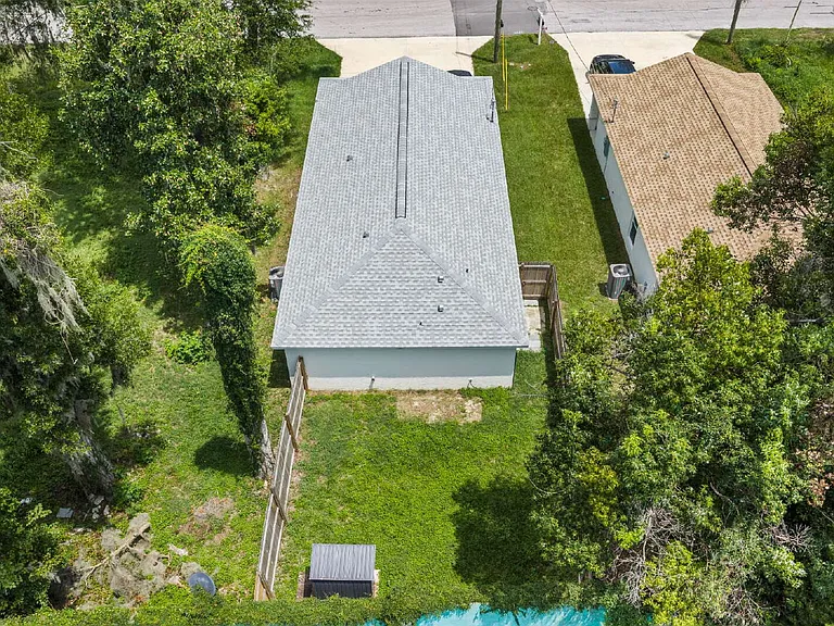 1004 NW 1st St — Photo 27