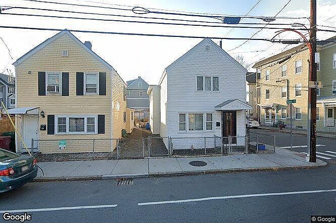 1st image of 549 Lawrence St