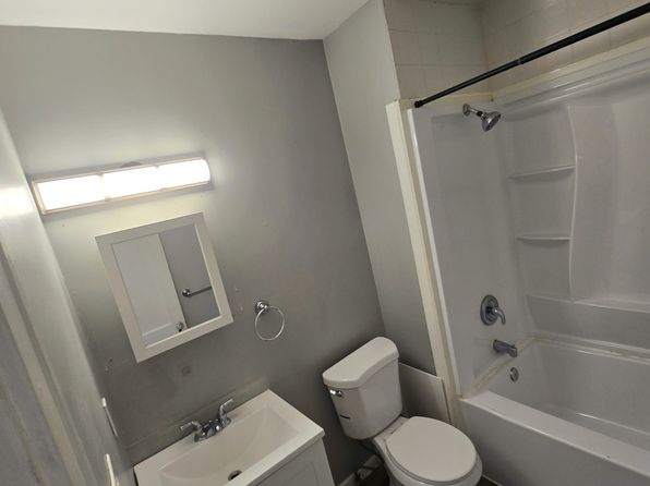4060 E 44th St APT 3
