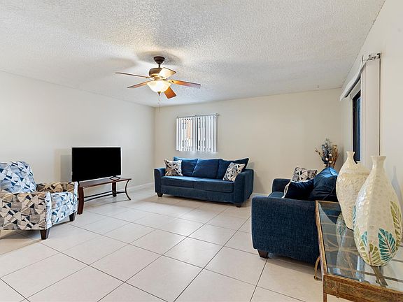 3rd image of 219 San Remo Boulevard #219
