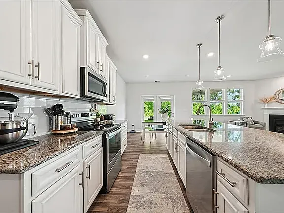 7455 Easton Valley Ln — Photo 29