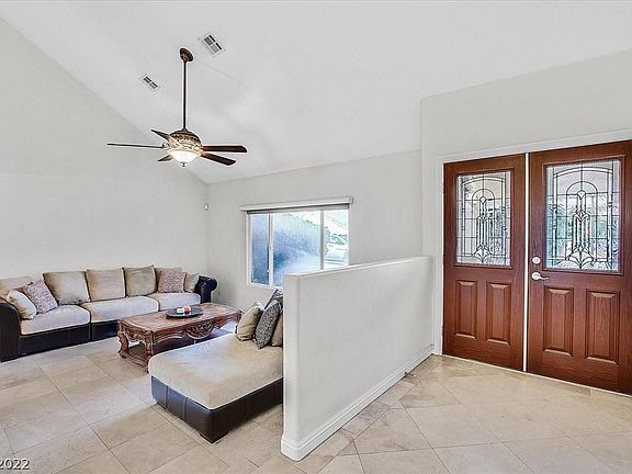 4th image of 4350 Salamanca Cir