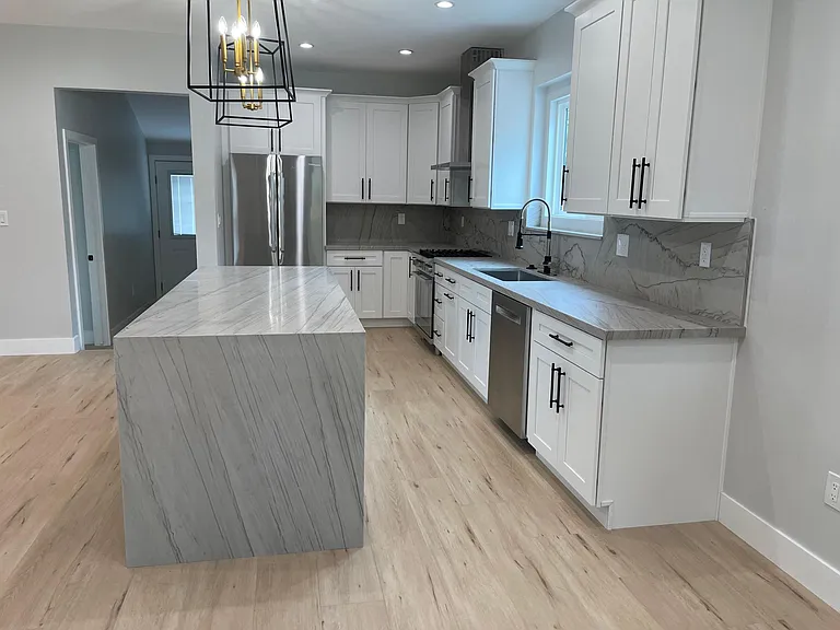 4635 Kraft Ave — Photo 17