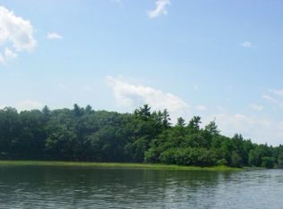 27 Durham Point Rd, Durham, NH 03824