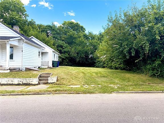 2nd image of 436 N Orchard Ave