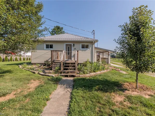 48 W Washburn St, New London, OH 44851