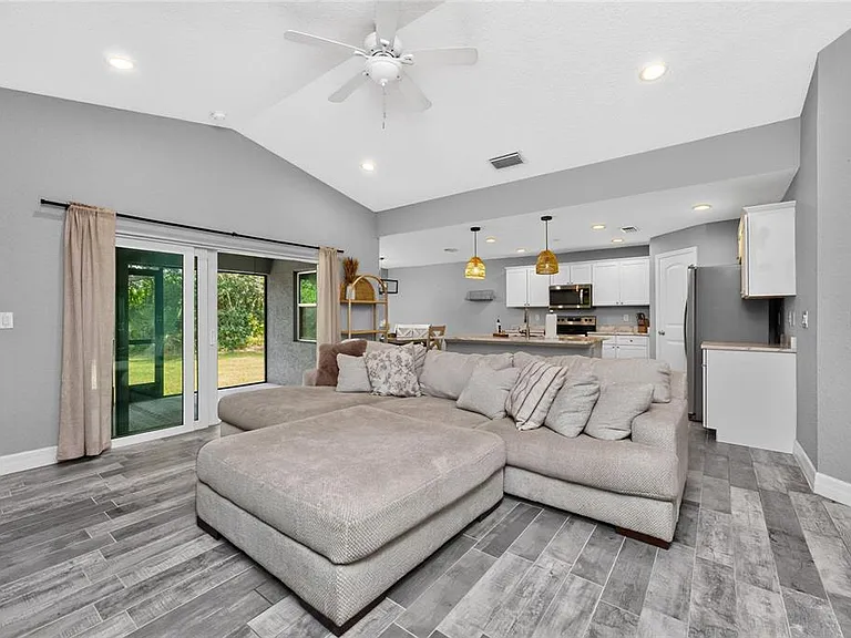 310 Albatross Rd — Photo 12