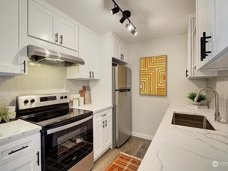 400 Melrose Ave E #302 — Photo 19