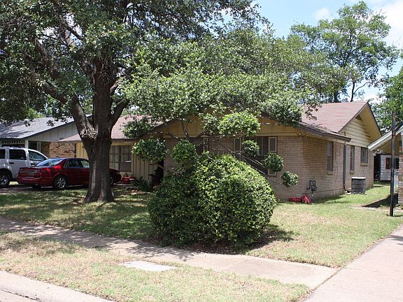 5th image of 2311 Greenbrier Dr