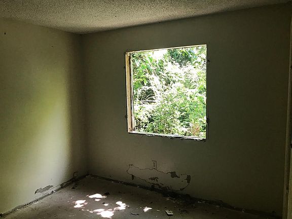 5th image of 1730 Rosanne St