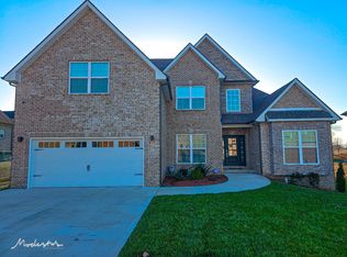 1718 Oak Forest Dr, Clarksville, TN 37043