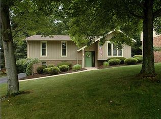 546 Monticello Dr, Delmont, PA