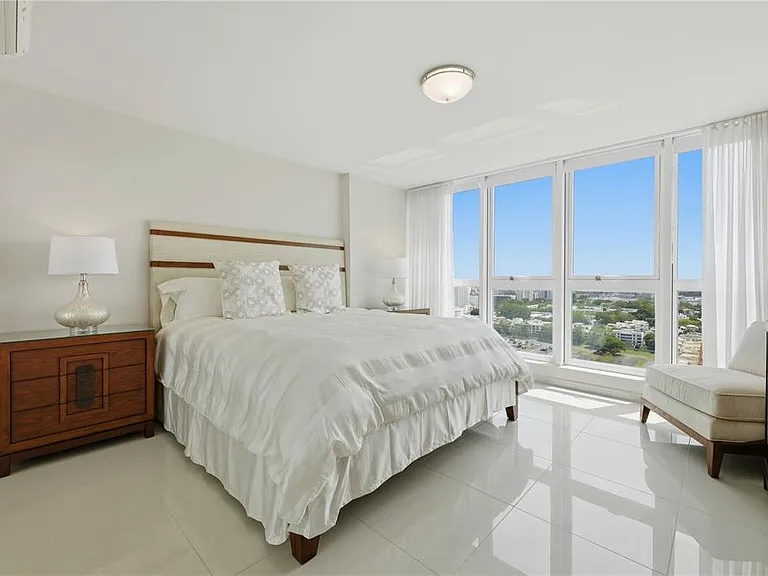 48 Munoz Rivera Ave #2204 — Photo 9