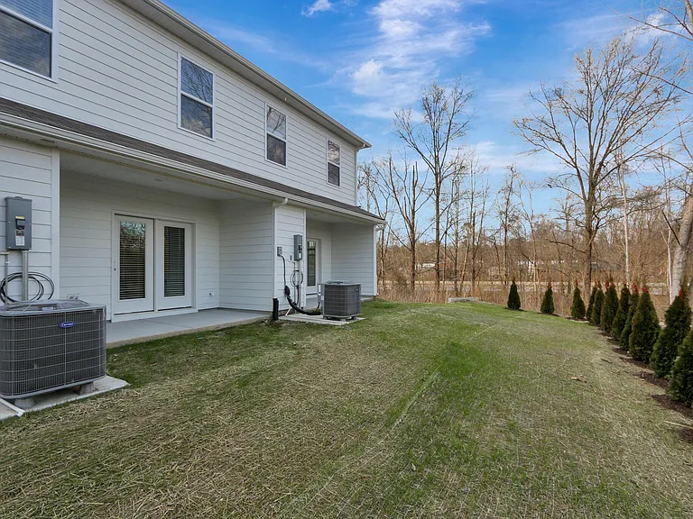 1303 Walker Way — Photo 30