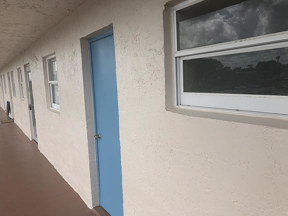 4th image of 729 Lori Dr APT 206