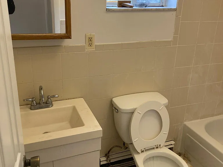 21 Pine St #1 — Photo 7