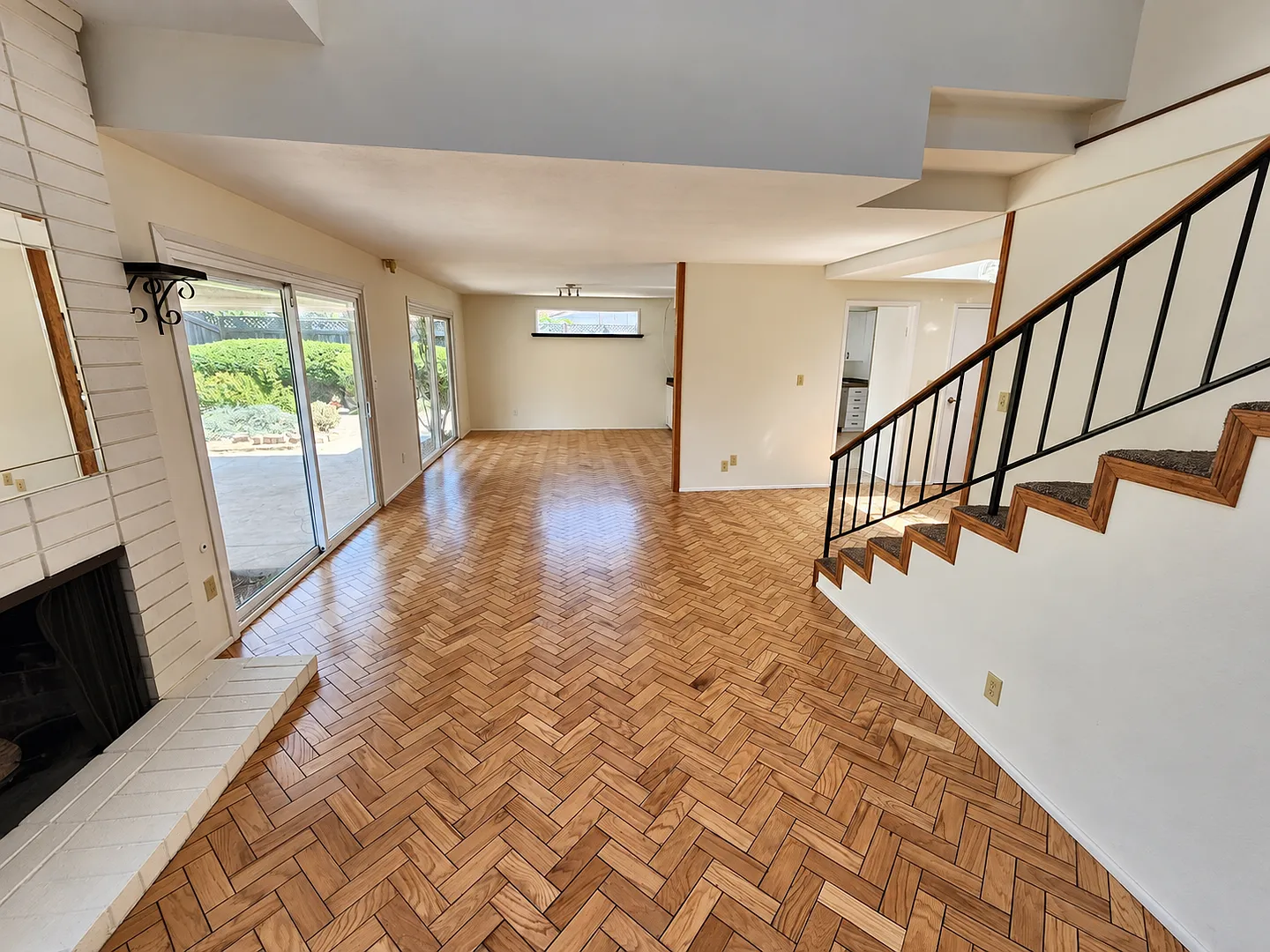 University City - Two Story House - Two Car Garage - 2589 S.F. - 4+ Bedrooms, 2.5 Baths — Photo 3