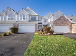 1140 Lillian Ln, West Chicago, IL 60185