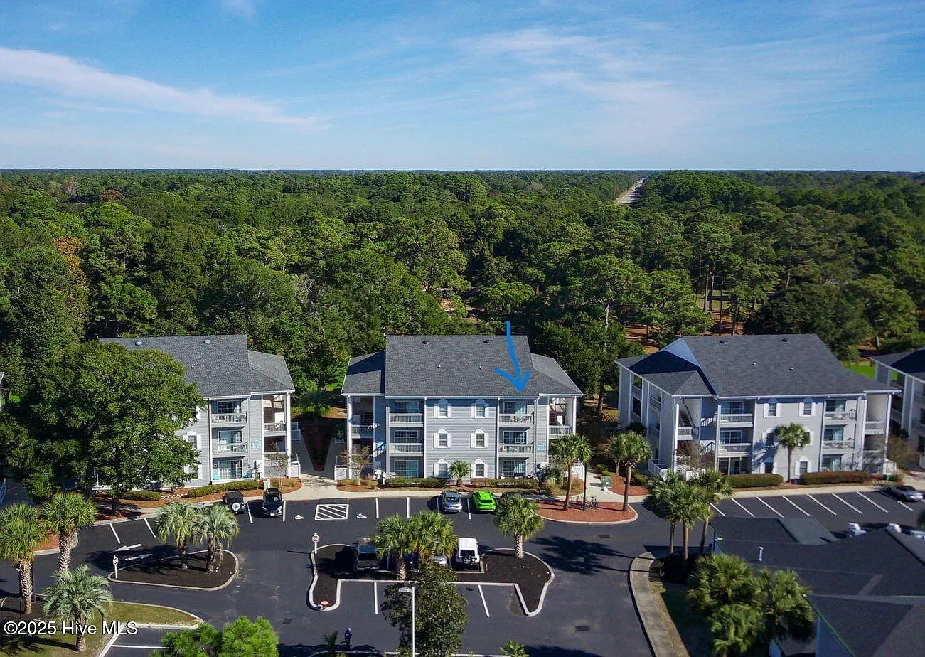 2 bed, 2.0 bath, 861 sqft, $1,500 — Photo 1